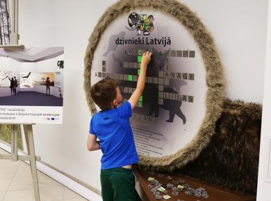 Izstāde „Latvijas Dabas muzejam 175” tirdzniecības centrā „Aleja”